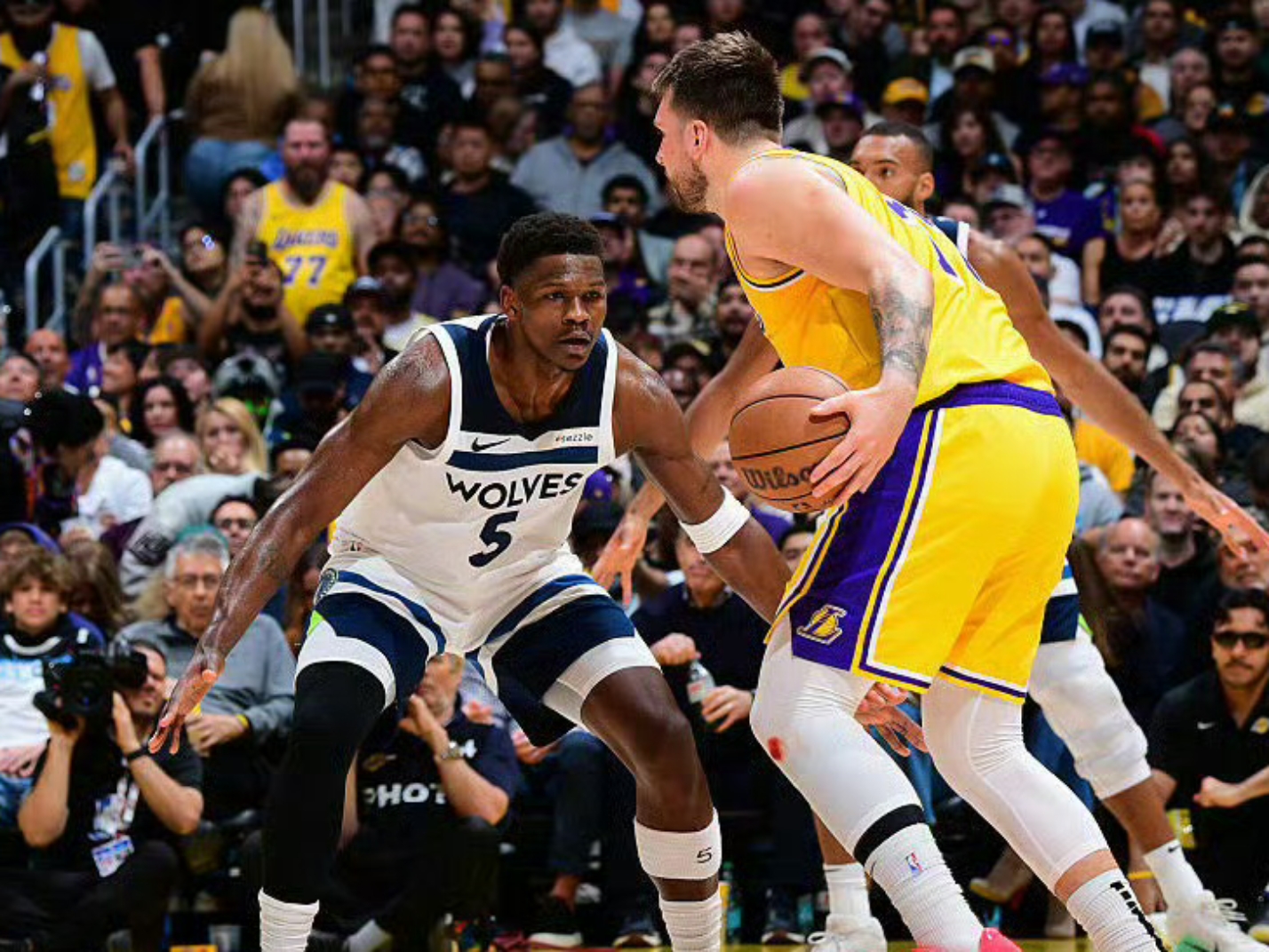 NBA季后赛赛程吃紧，尼斯赛后外线爆发，悬念犹存，控场能力受关注的简单介绍开云官方网站